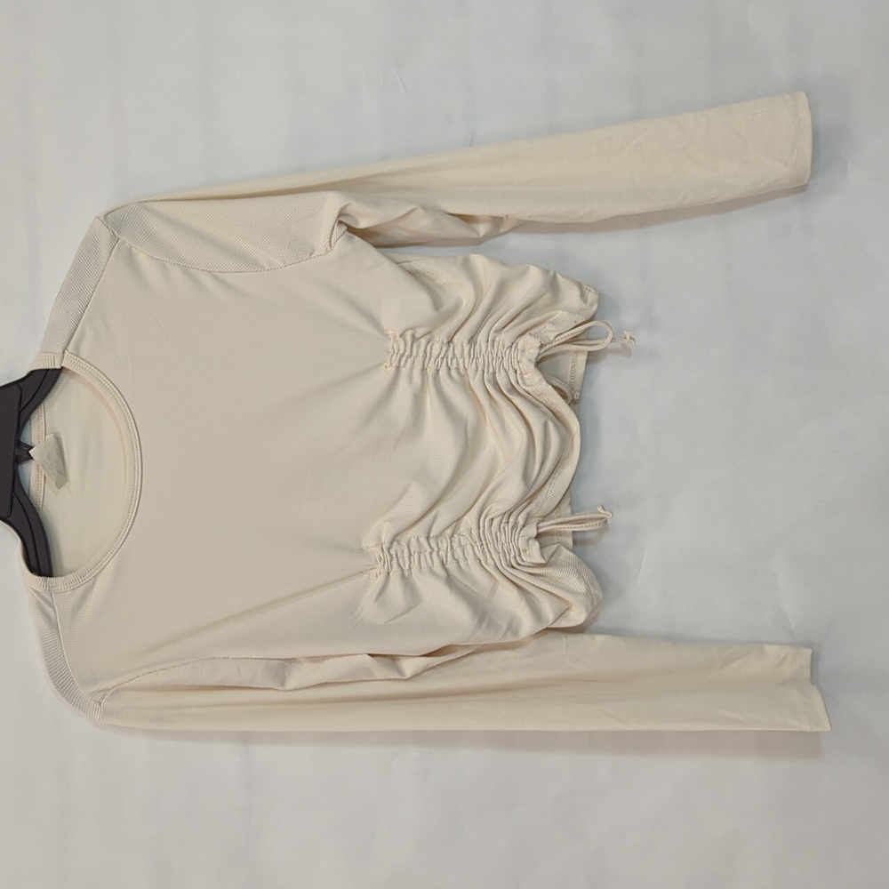 NWOT -Womens Long Sleeve Fashion Crop Top